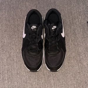 I am selling Kid Nike Air Max Excee and they have only been worn once.